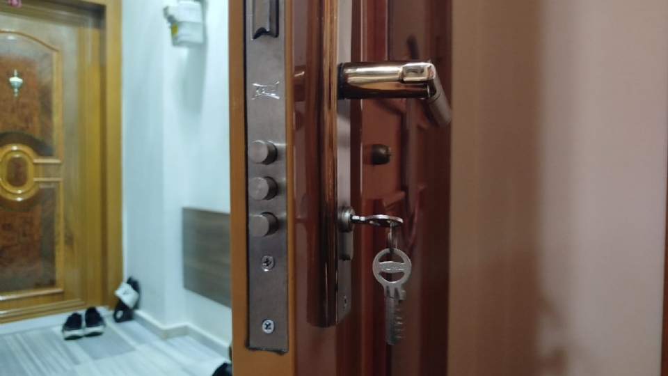 Tuzla Kilit Değişimi ve Montajı